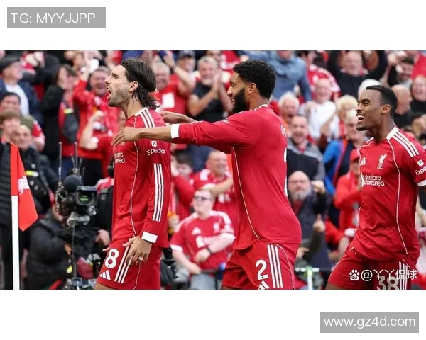 世界杯精彩对决利物浦与那不勒斯战成平局补时进球引发全场狂欢