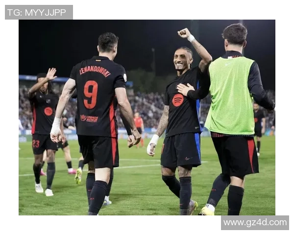 国王杯惊天逆转AC米兰3-2战胜国米历史冷门引发全场狂欢